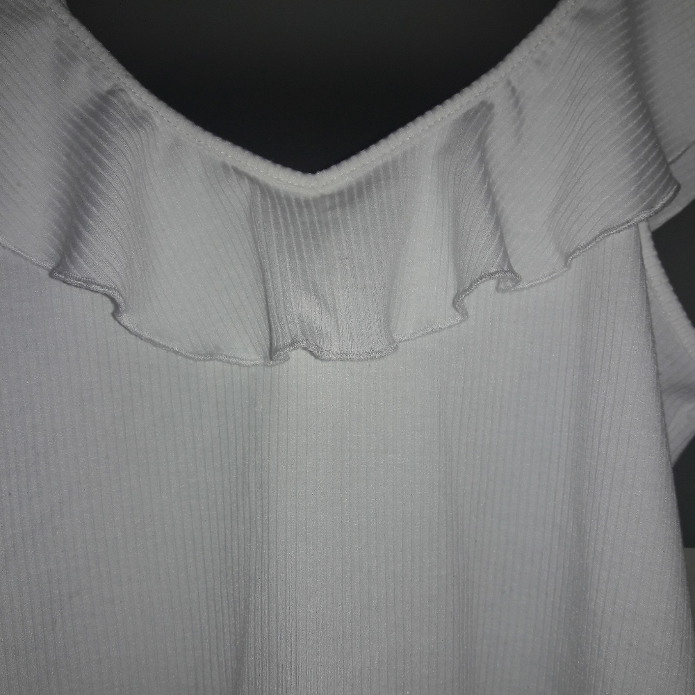 3 for$12 Ribbed frill top - Picture 5 of 6